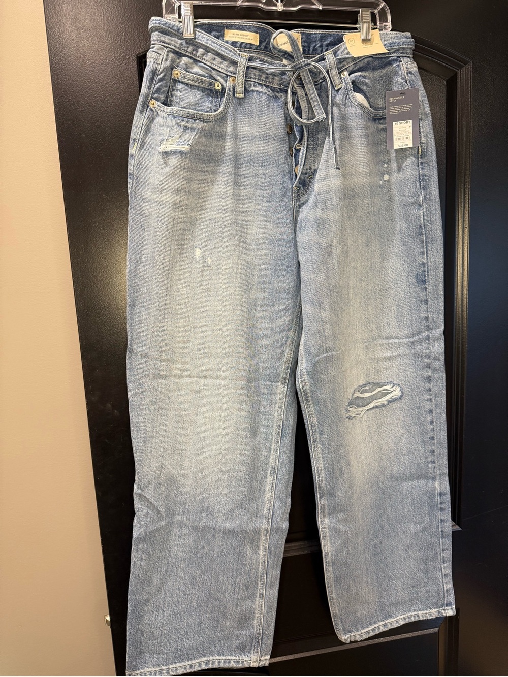 Universal Thread 90’s Baggy Mid-Rise Relaxed Hip/Thigh Baggy Leg Size 10 Short